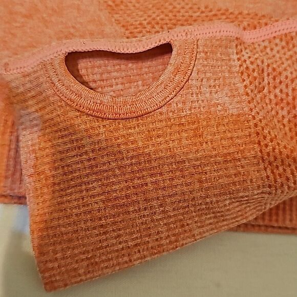 Gymshark top small - Picture 6 of 8